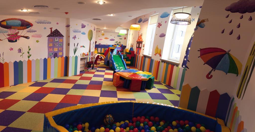Mirotel Resort And Spa Трускавець Екстер'єр фото The Children's Centre