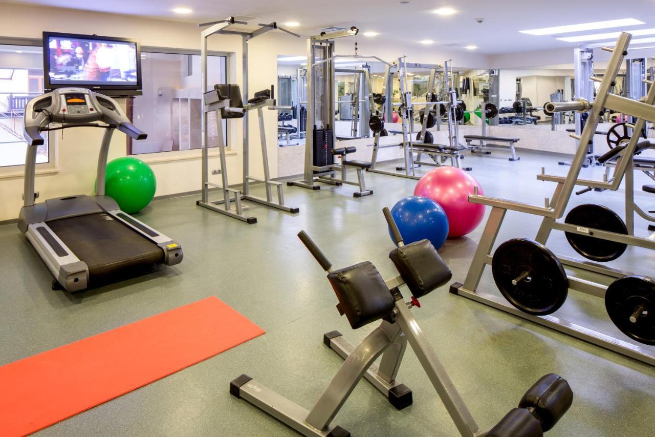 Mirotel Resort And Spa Трускавець Екстер'єр фото A typical gym